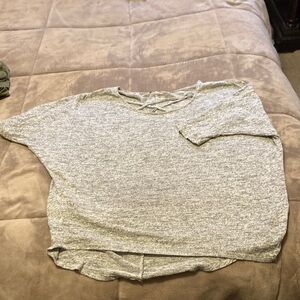 Source Unknown Light Heather Gray Knit Tee with Crisscross Neck